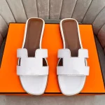 Top Quality Luxury Fashion Slides Women Leather Flip Flops Summer Ladies Beach Slippers Platform Female Flat Walk Casual Sandals