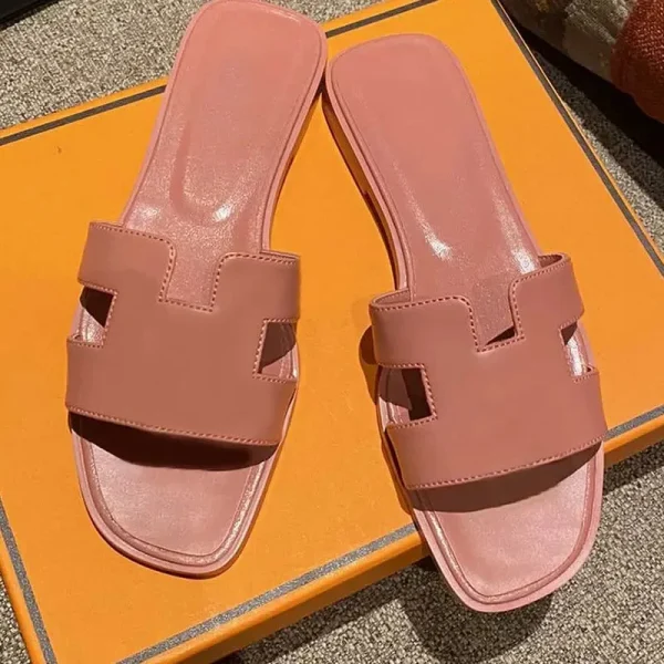 Top Quality Luxury Fashion Slides Women Leather Flip Flops Summer Ladies Beach Slippers Platform Female Flat Walk Casual Sandals