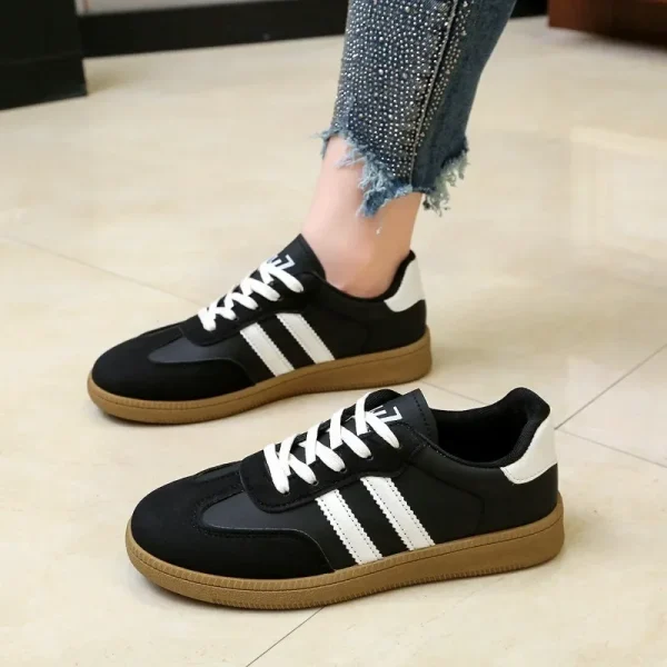 Plus Size 2025 Lace Up Women's Vulcanize Shoes Mixed Colors Outdoor Walking Flat with Sneakers Versatile Ladies Casual Shoes