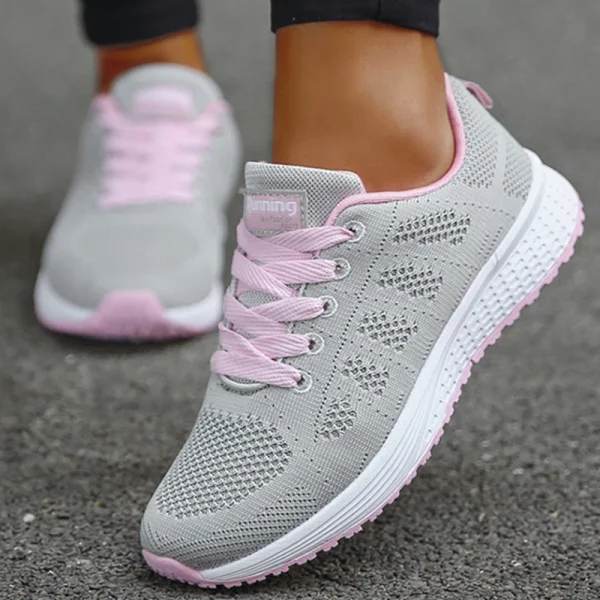 Women's Sneaker 2024 New Fashion Breathable Trainers Comfortable Sneakers Mesh Fabric Lace Up Women's Tennis Shoes For Women