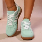 Casual Style Ladies Walking Shoes Lightweight Breathable Trainers Low Top Elegant Women's Sports Shoes